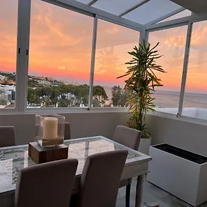 paradise-penthouse-on-the-mediterranean.1costadelsol.com/