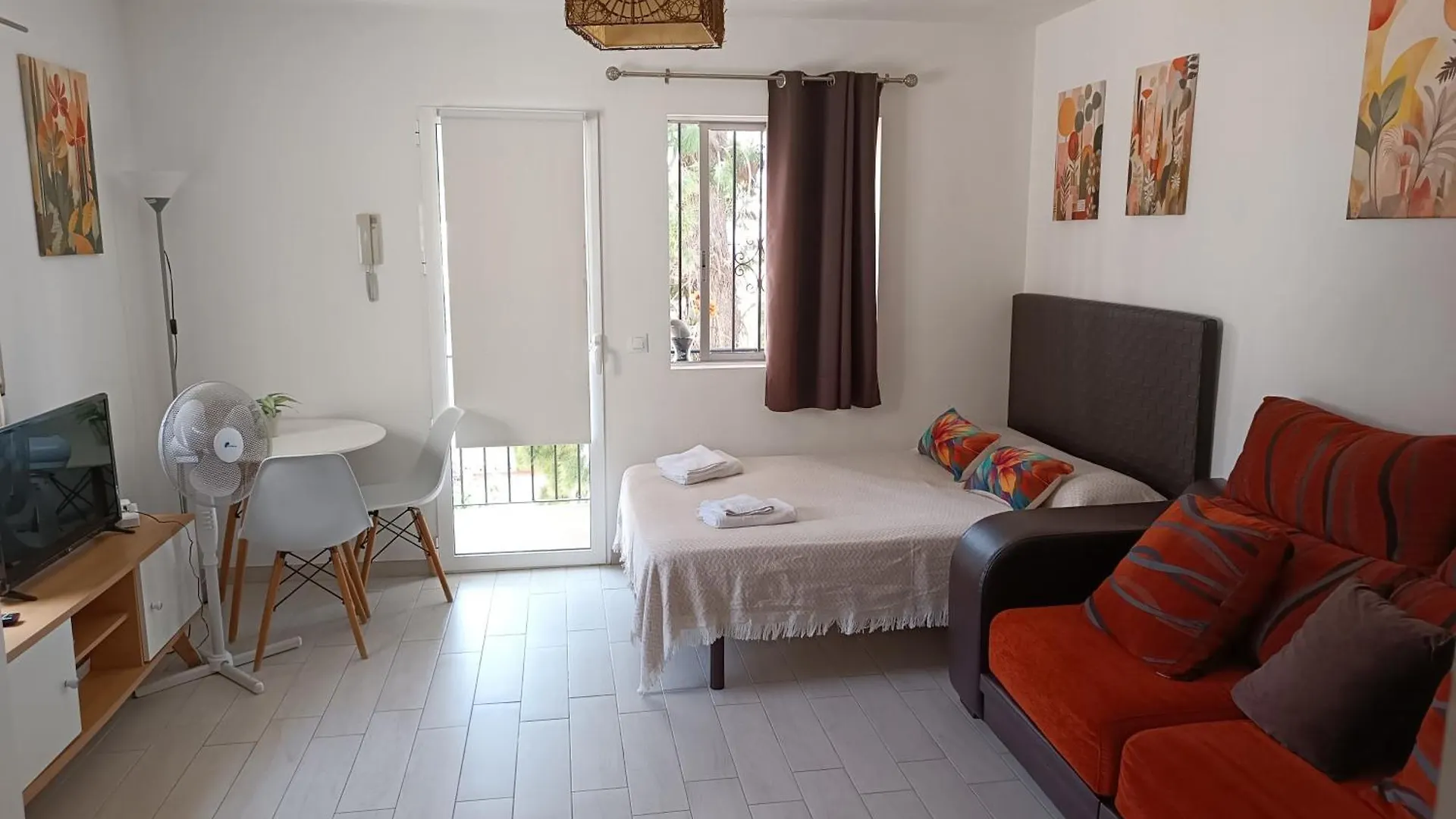 Estudio A 50Mt Del Mar, Zona Palacio De Congresos Apto 7 Эстепона Апартаменты